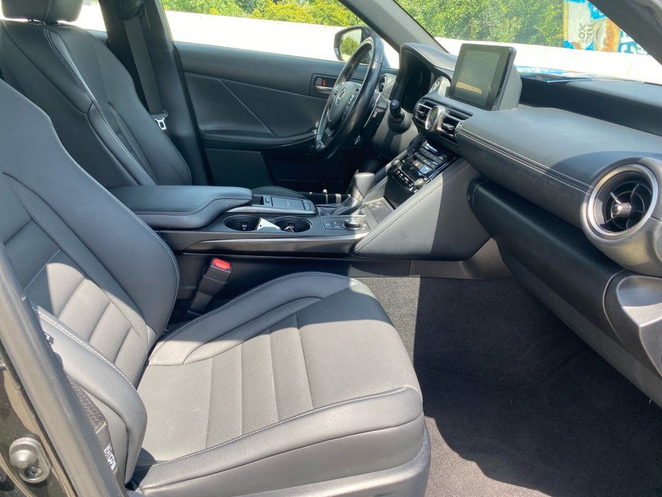 Used 2021 Lexus IS 350 F Sport w/ Accessory Package 2 AWD/4WD image 32