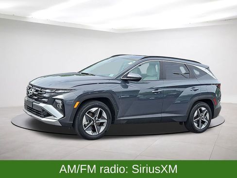 Used 2025 Hyundai Tucson SEL FWD image 3