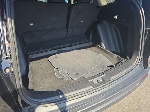 Used 2024 Honda CR-V EX image 12