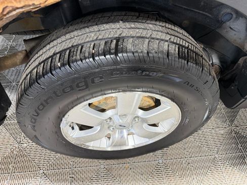 Used 2008 Ford Escape Limited AWD/4WD image 19