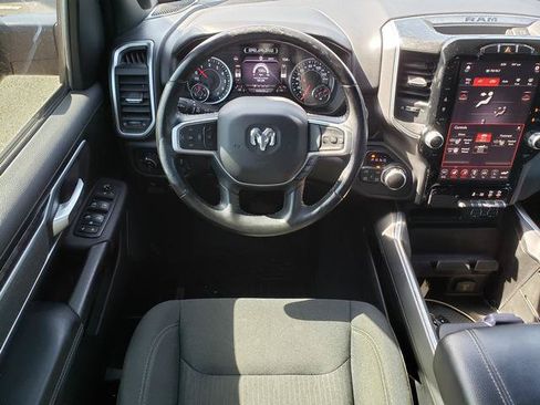 Used 2020 RAM 1500 Big Horn AWD/4WD image 18