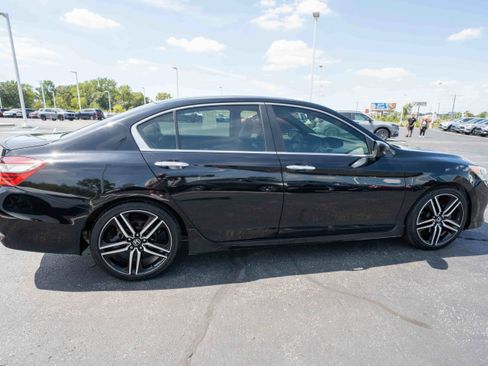 Used 2016 Honda Accord Sport image 6