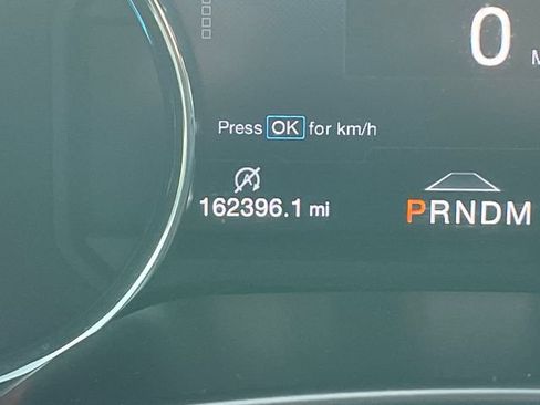 Used 2018 Ford F150 Platinum w/ Equipment Group 701A Luxury AWD/4WD image 11