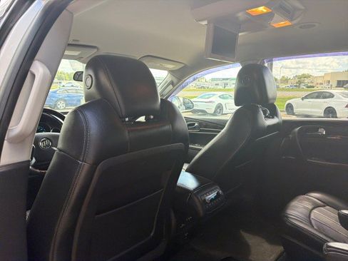 Used 2014 Buick Enclave Premium FWD image 24