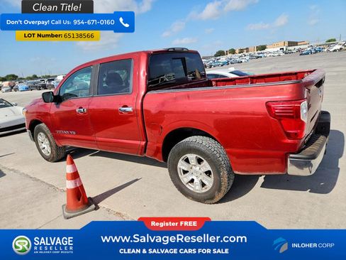 Used 2018 Nissan Titan SV AWD/4WD image 3