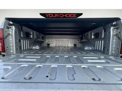 Used 2017 Ford F150 XLT w/ Equipment Group 302A Luxury AWD/4WD image 38