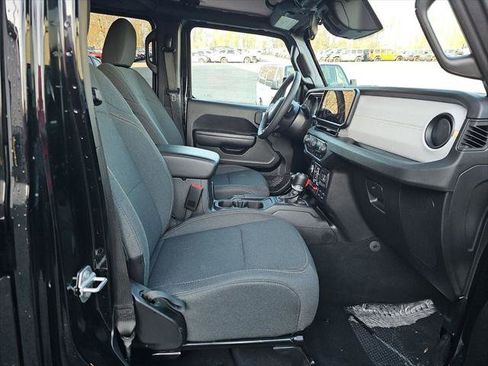 Certified 2025 Jeep Wrangler Unlimited Sport S 4xe AWD/4WD image 8