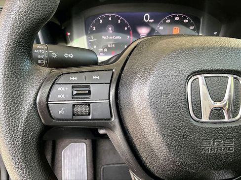 Used 2025 Honda Accord SE image 24