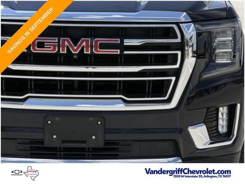 Used 2021 GMC Yukon XL SLT w/ SLT Premium Package RWD image 9