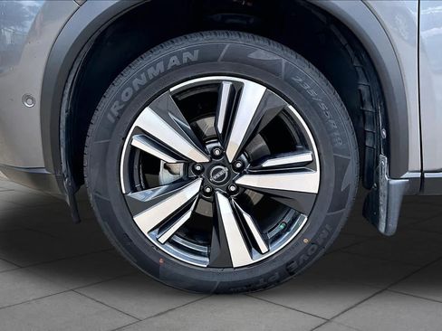 Used 2023 Nissan Rogue Platinum w/ Platinum Premium Package FWD image 10