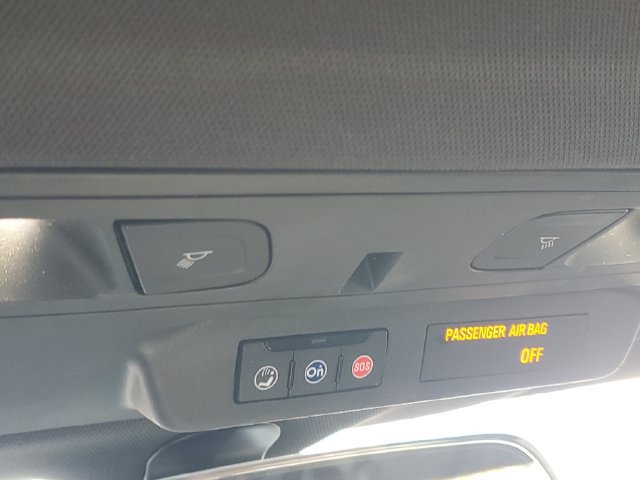 Certified 2020 Chevrolet Camaro LT RWD image 29