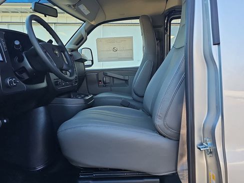 New 2025 Chevrolet Express 2500 image 16