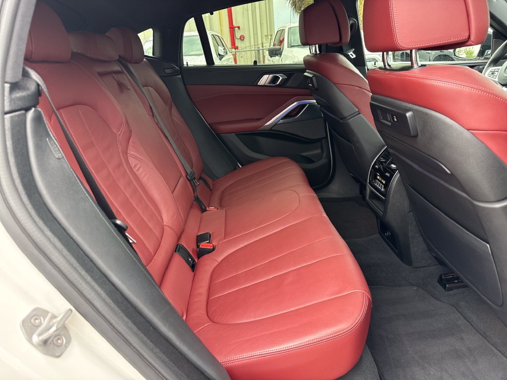 Used 2020 BMW X6 sDrive40i w/ Executive Package RWD image 27