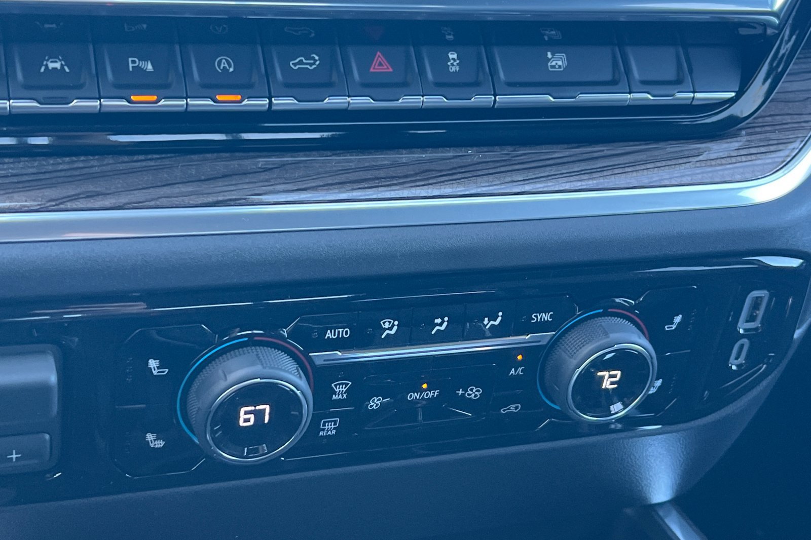 New 2026 Chevrolet Silverado 1500 RST w/ Safety Package AWD/4WD image 17