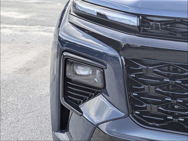New 2027 Chevrolet Traverse RS w/ LPO, Floor Liner Package FWD image 11