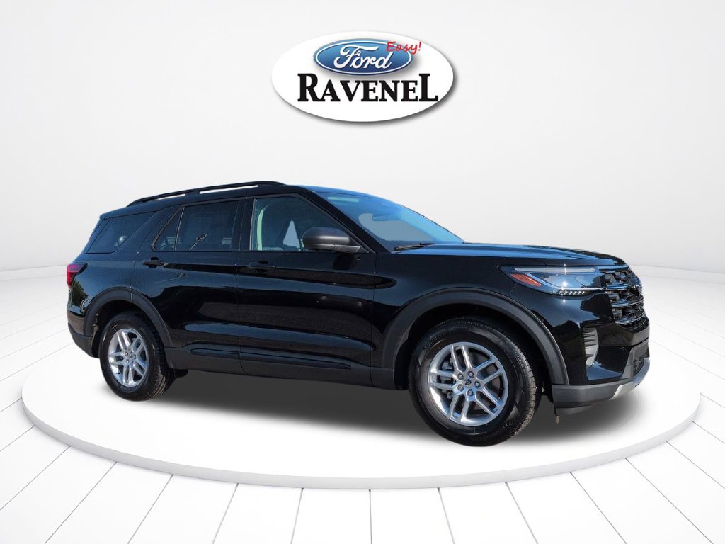 New 2026 Ford Explorer Active RWD image 2