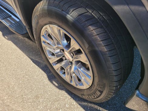 Used 2021 GMC Sierra 1500 Denali w/ Technology Package image 4