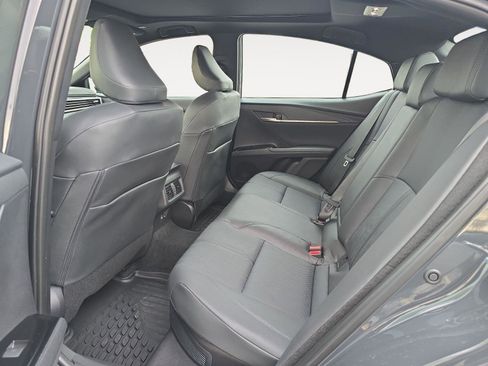 Used 2026 Toyota Camry XSE FWD image 18
