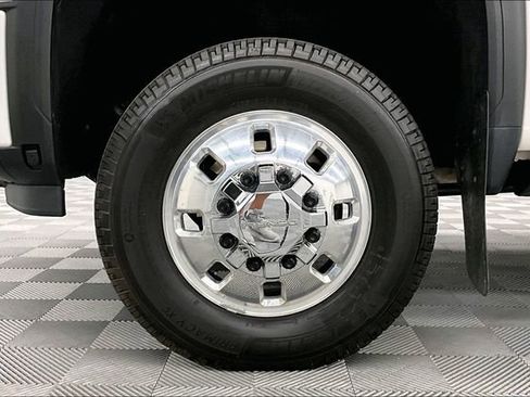 Used 2024 GMC Sierra 3500 Denali w/ Denali Reserve Package AWD/4WD image 10