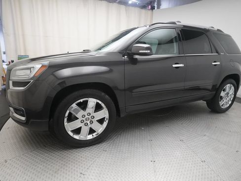 Used 2017 GMC Acadia Limited SLT AWD/4WD image 1