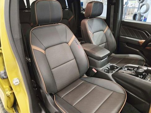 Used 2024 GMC Canyon AT4 w/ AT4 Premium Package image 15