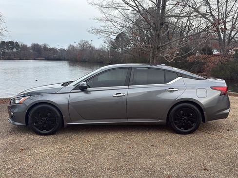 Used 2019 Nissan Altima 2.5 S image 10