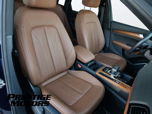 Used 2022 Audi Q5 2.0T Premium w/ Convenience Package AWD/4WD image 25