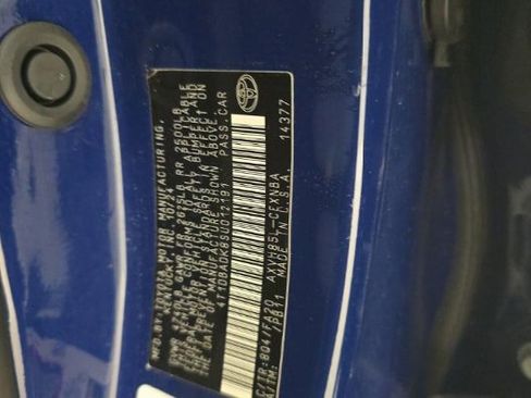 Used 2025 Toyota Camry LE w/ Convenience Package image 10