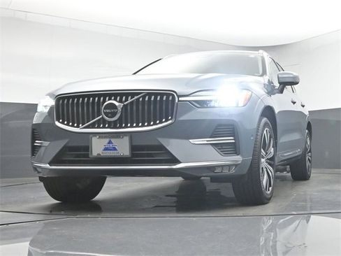 Used 2022 Volvo XC60 B6 Inscription w/ Advanced Package image 43