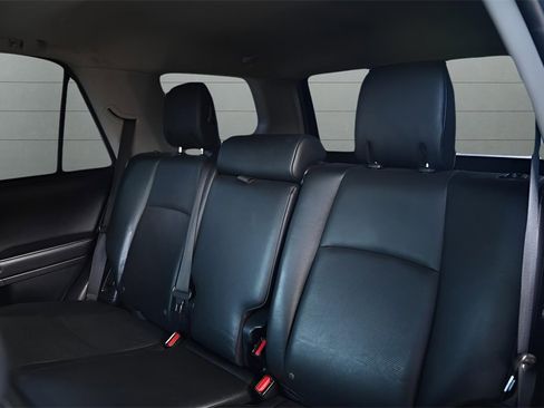 Used 2019 Toyota 4Runner Limited image 21