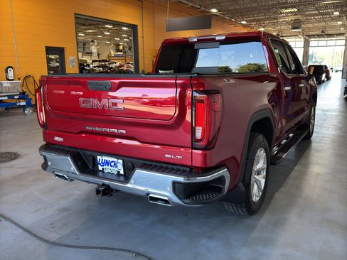 Used 2022 GMC Sierra 1500 SLT w/ SLT Premium Plus Package AWD/4WD image 5