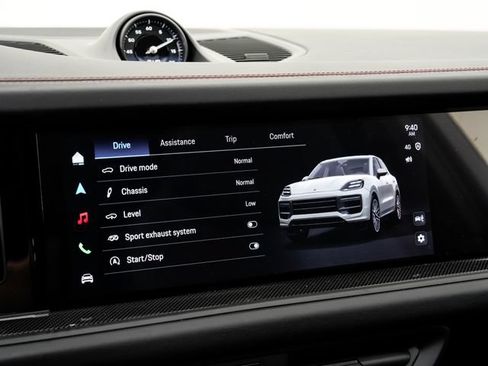 New 2026 Porsche Cayenne GTS AWD/4WD image 19
