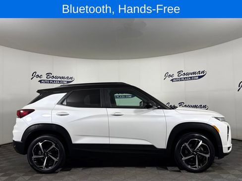 Used 2023 Chevrolet TrailBlazer RS w/ Sun and Liftgate Package AWD/4WD image 5