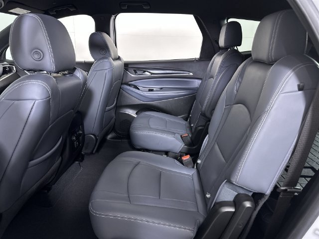Used 2023 Buick Enclave Essence FWD image 26