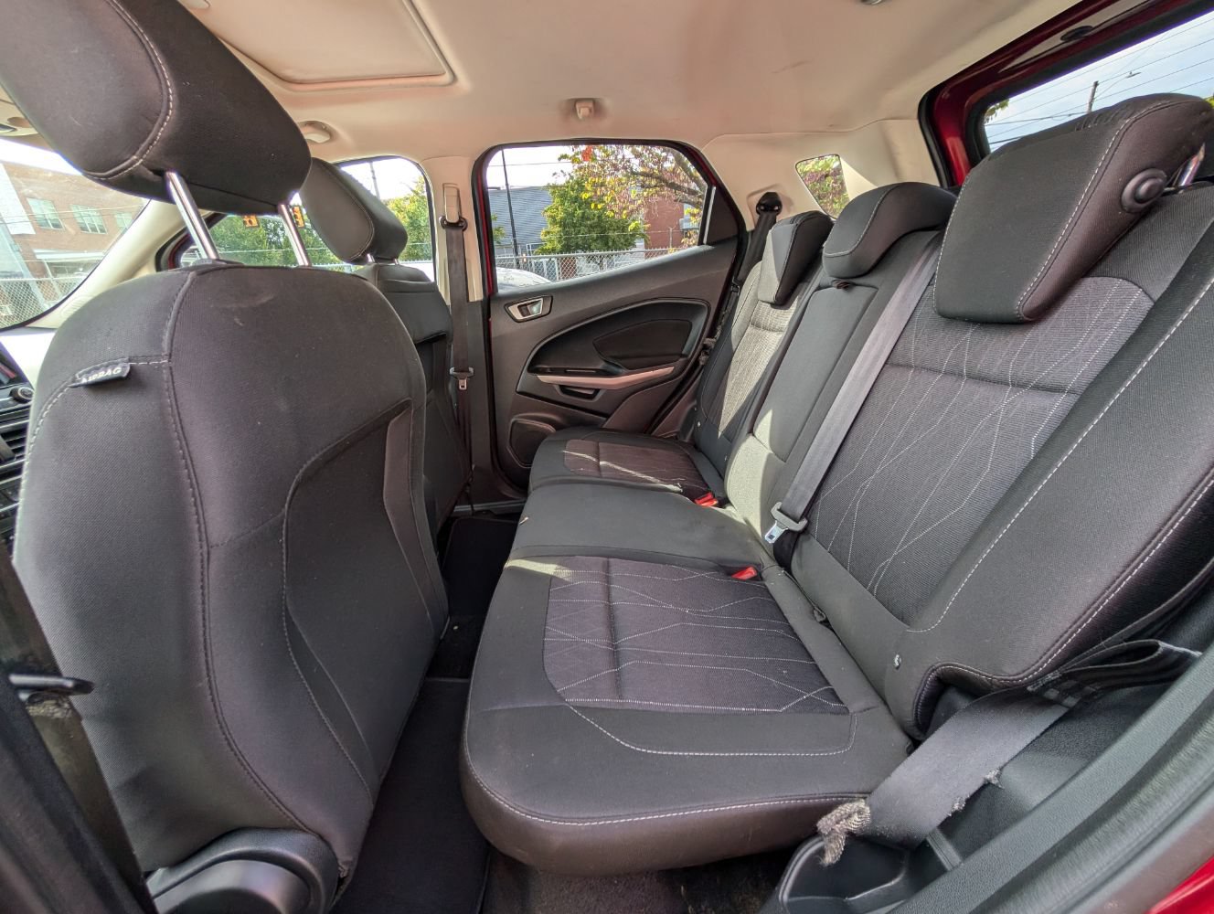 Used 2021 Ford EcoSport SE w/ SE Convenience Package FWD image 17
