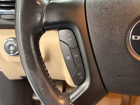 Used 2011 GMC Acadia Denali FWD image 15