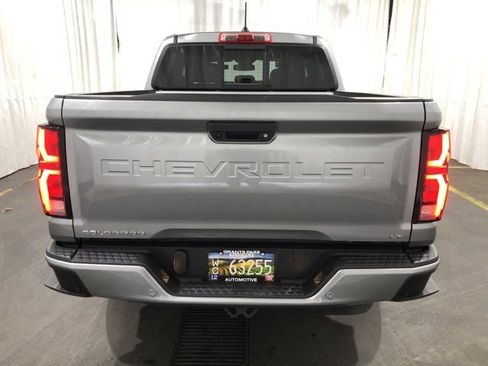 Used 2024 Chevrolet Colorado LT w/ LT Convenience Package III image 4