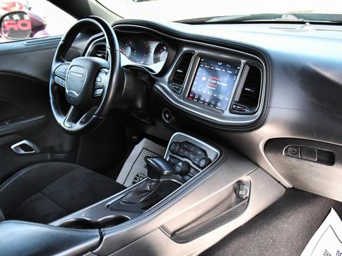 Used 2022 Dodge Challenger R/T w/ Plus Package RWD image 38