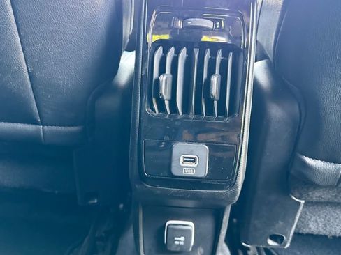 Used 2025 Jeep Compass Limited AWD/4WD image 25