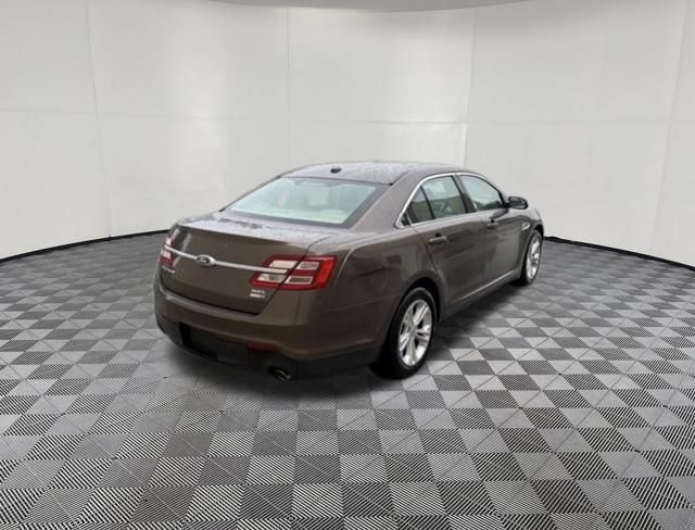Used 2015 Ford Taurus SEL w/ Equipment Group 201A AWD/4WD image 8