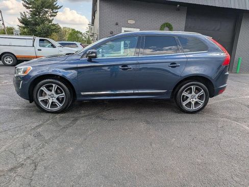 Used 2015 Volvo XC60 T6 w/ Climate Package AWD/4WD image 3
