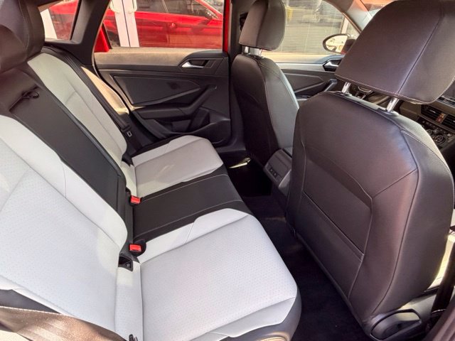 Used 2019 Volkswagen Jetta R-Line w/ R-Line Cold Weather Package FWD image 10