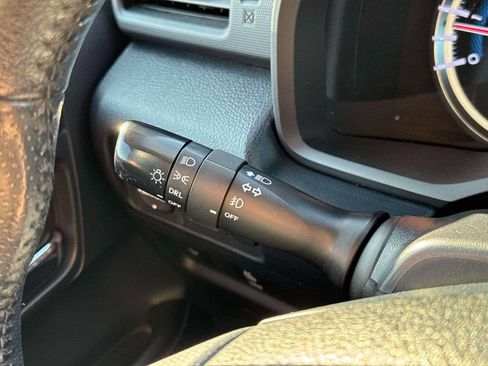 Used 2017 Toyota 4Runner SR5 AWD/4WD image 23