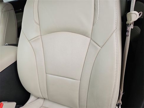 Used 2018 Buick Enclave Essence w/ Trailering Package image 14