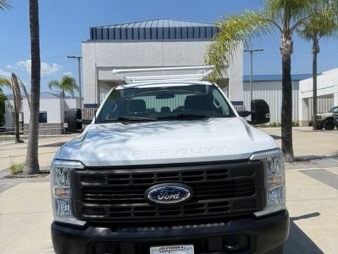 Used 2023 Ford F350 XL w/ 360-Degree Camera Package AWD/4WD image 2