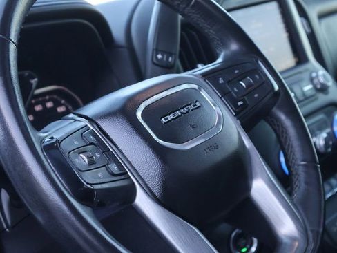 Used 2020 GMC Sierra 2500 Denali w/ Denali Ultimate Package image 24