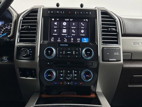 Used 2017 Ford F450 King Ranch w/ King Ranch Ultimate Package image 27