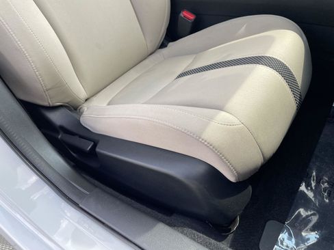 Used 2019 Honda Civic LX image 14