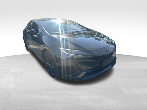 Used 2025 Toyota Prius AWD image 2