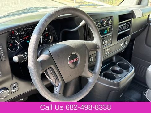 Used 2011 GMC Savana 1500 RWD image 12